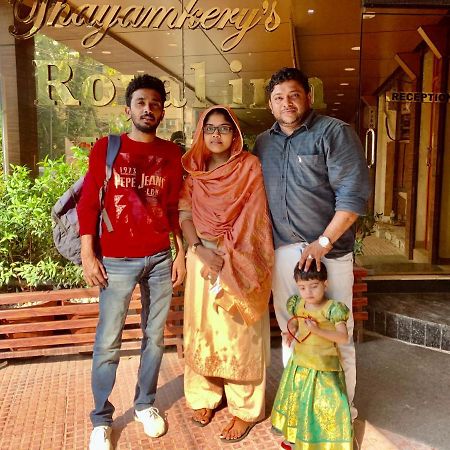 Thayamkery'S Royal Inn Kochi Kültér fotó