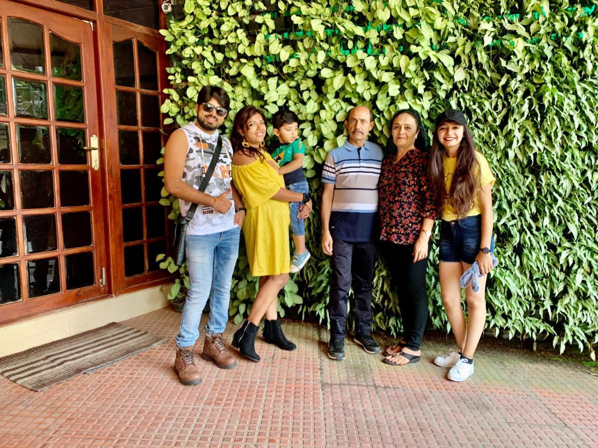 Thayamkery'S Royal Inn Kochi Kültér fotó